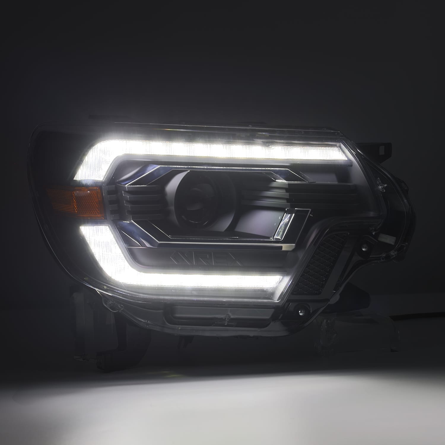 AlphaRex LUXX-Series LED Projector Headlights Black 12-15 Toyota Tacoma - Click Image to Close